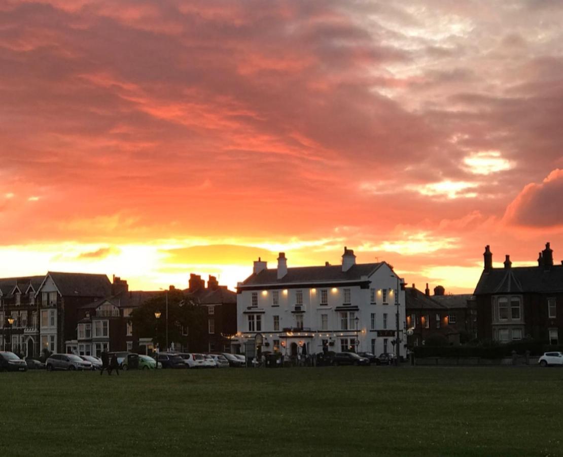 34Three Daire Lytham St Annes Dış mekan fotoğraf