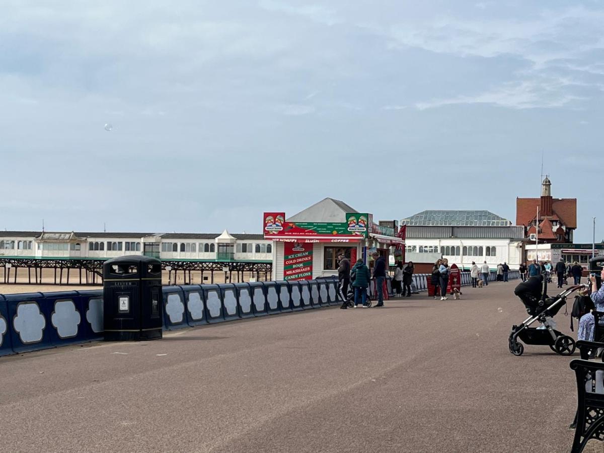 34Three Daire Lytham St Annes Dış mekan fotoğraf